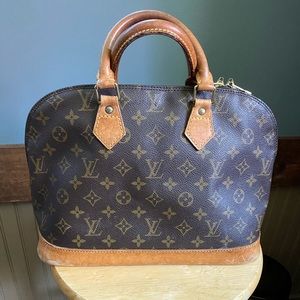 Louis Vuitton Authentic Handbag